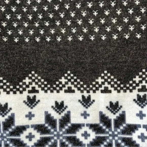 Aryeh | New Black Cream Fair Isle Open Front Sleeveless Cardigan, Large - Picture 4 of 7